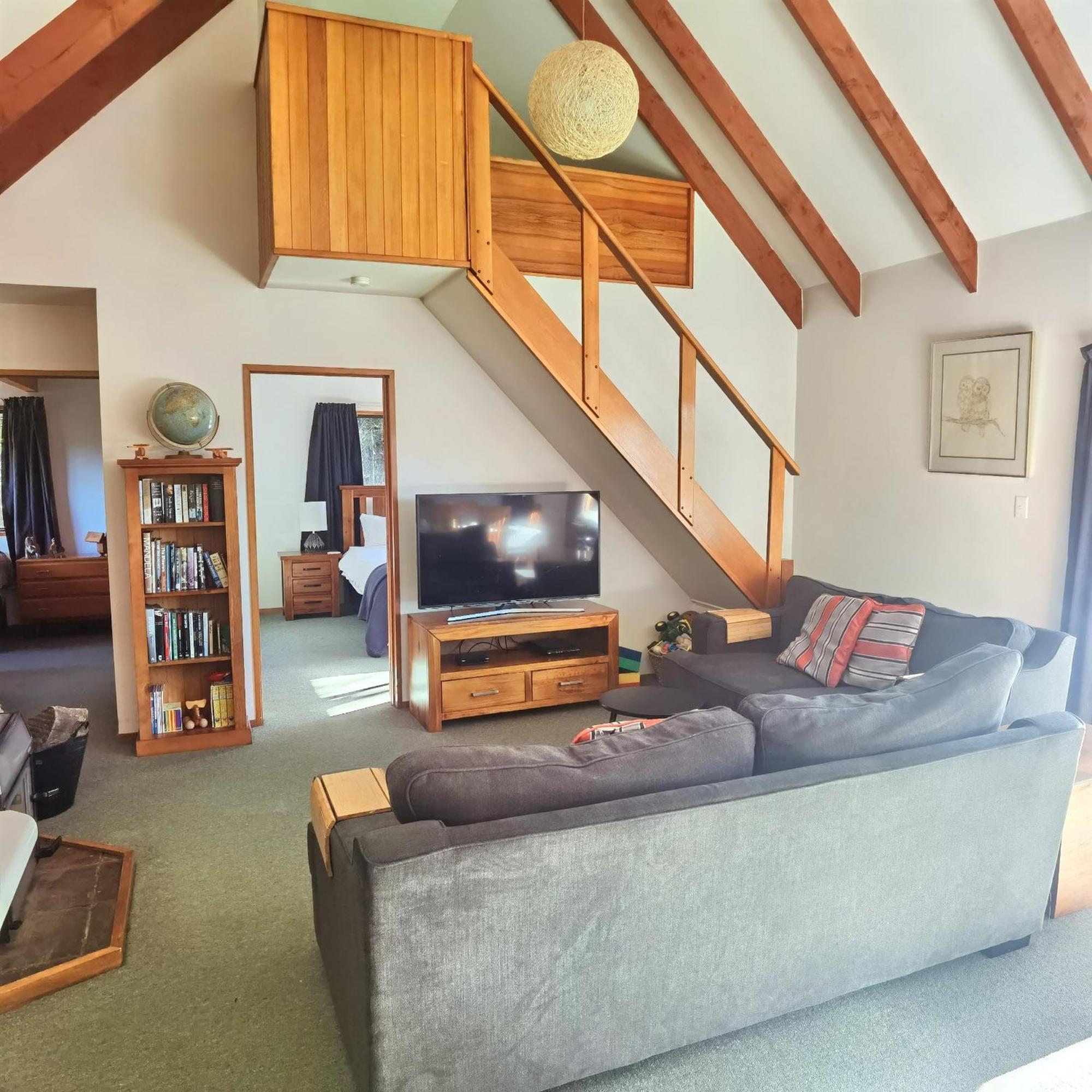 The Lancewoods Villa Te Anau Esterno foto