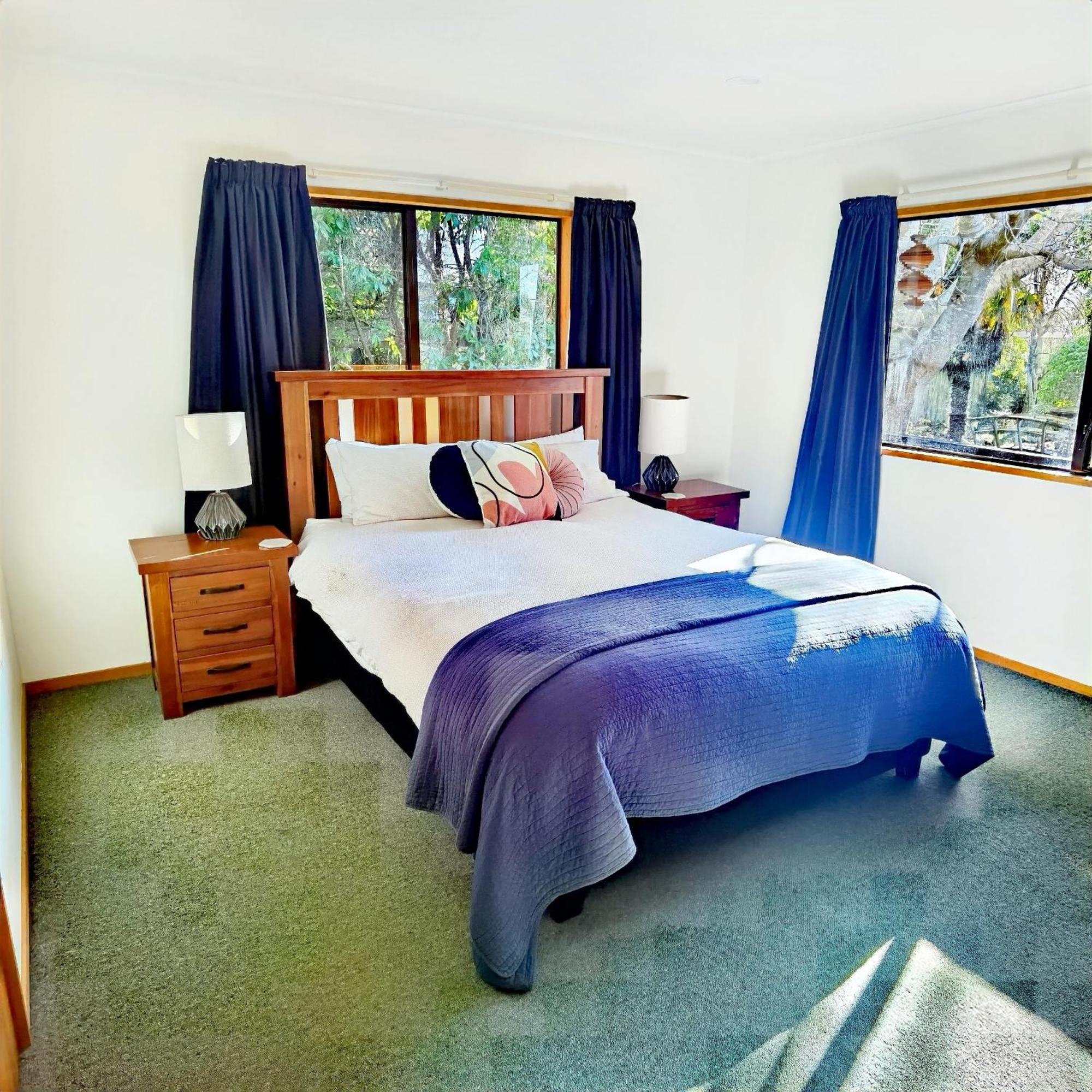 The Lancewoods Villa Te Anau Esterno foto